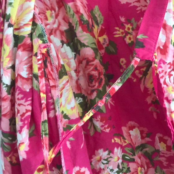 Pink Floral Robe - Picture 2 of 3